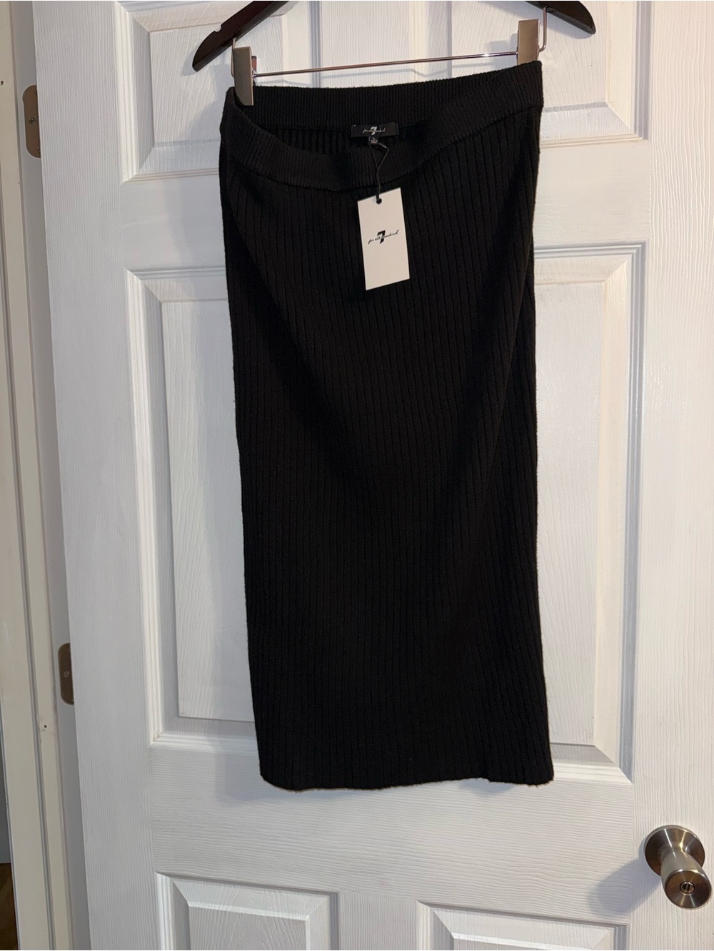 NWT 7 For All Mankind Ribbed Knit Midi Pencil Skirt Black Women’s Size Large - Picture 3 of 5